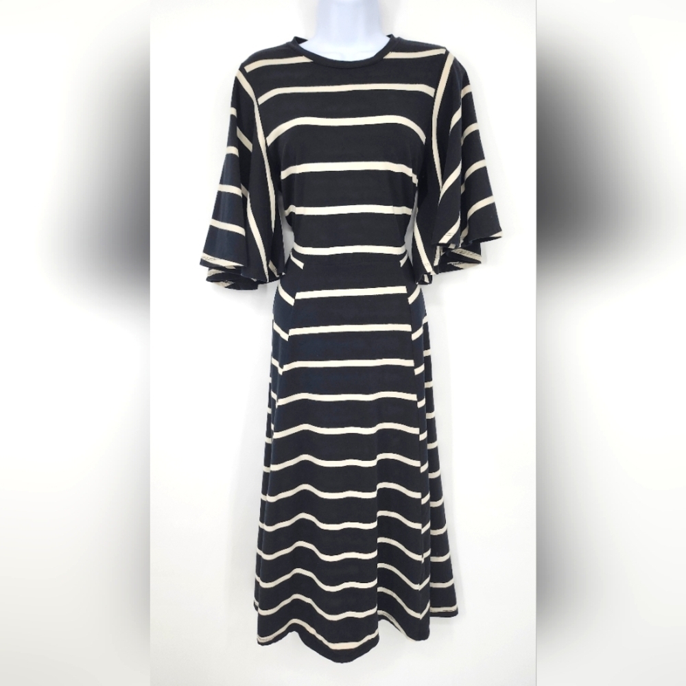 Who What Wear Flare Sleeve Midi Dress Womens XS Contemporary Neutral Event‎
